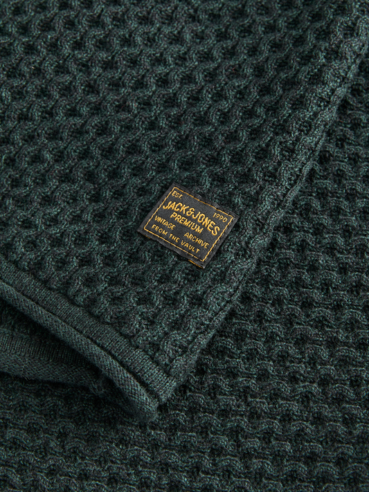 model_shot-detail