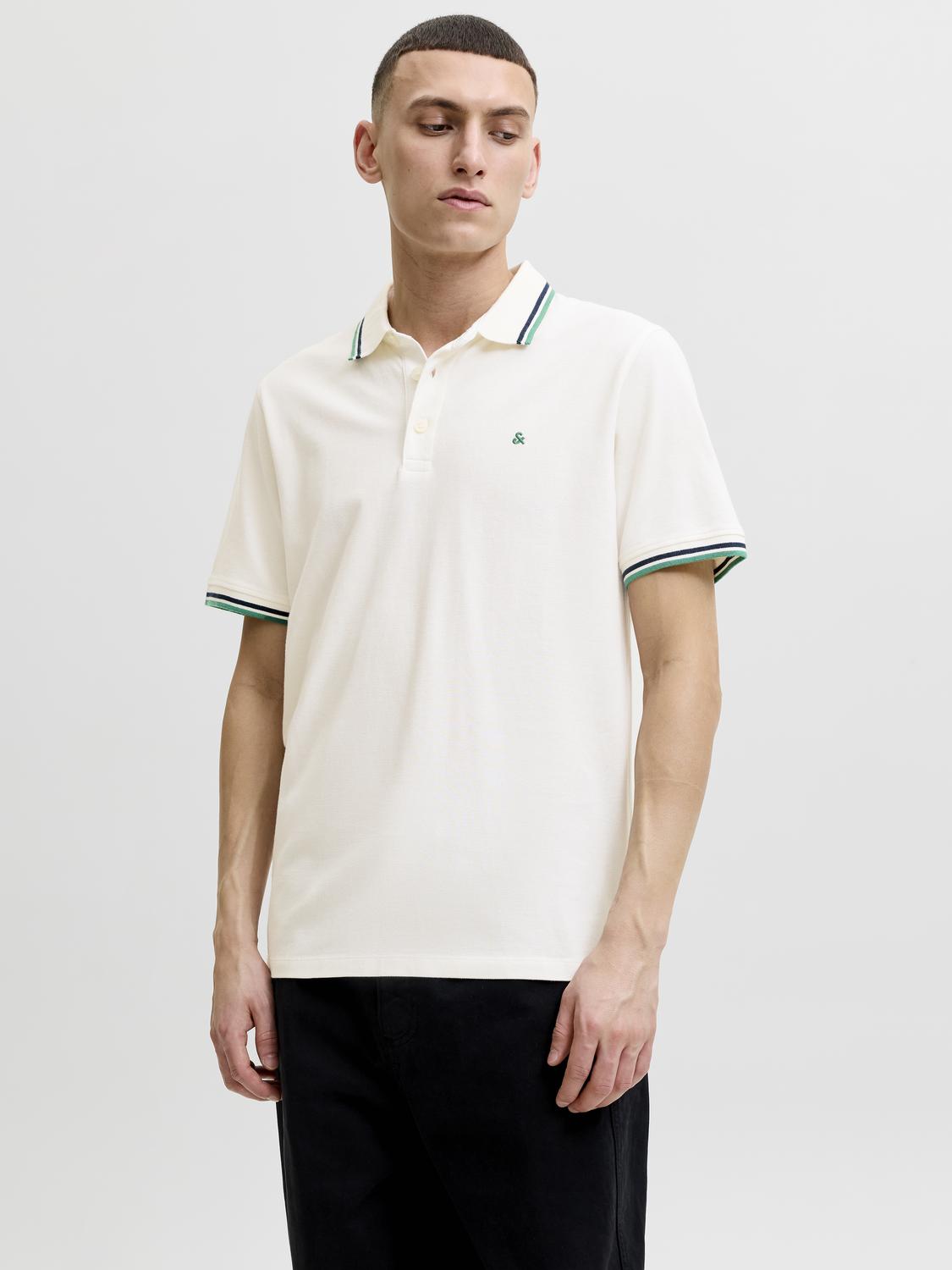 model_shot-front