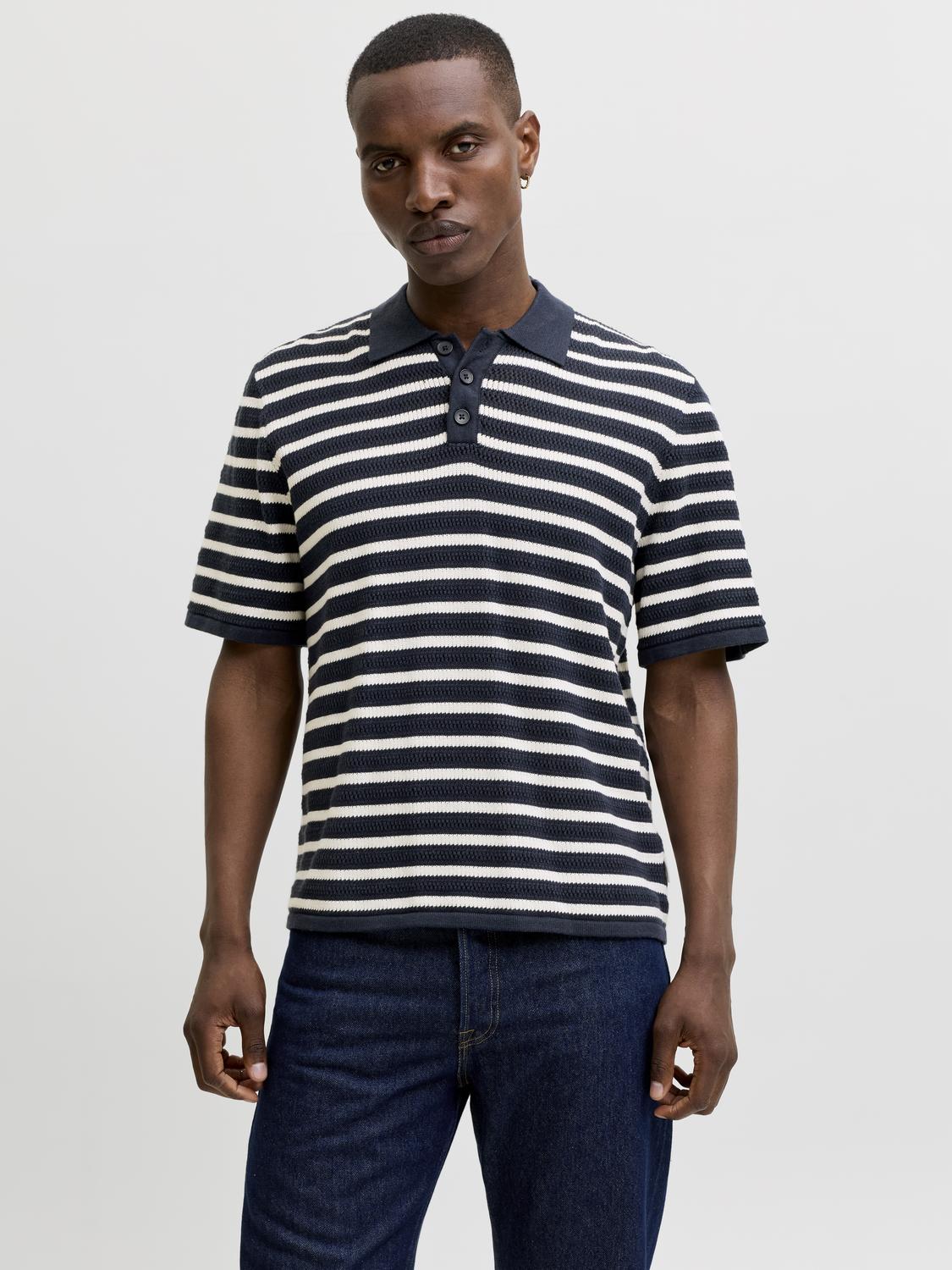 model_shot-front