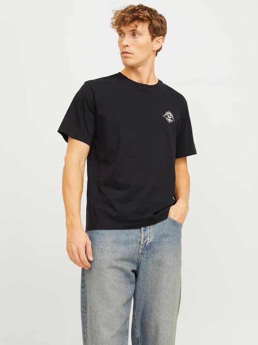 model_shot-front