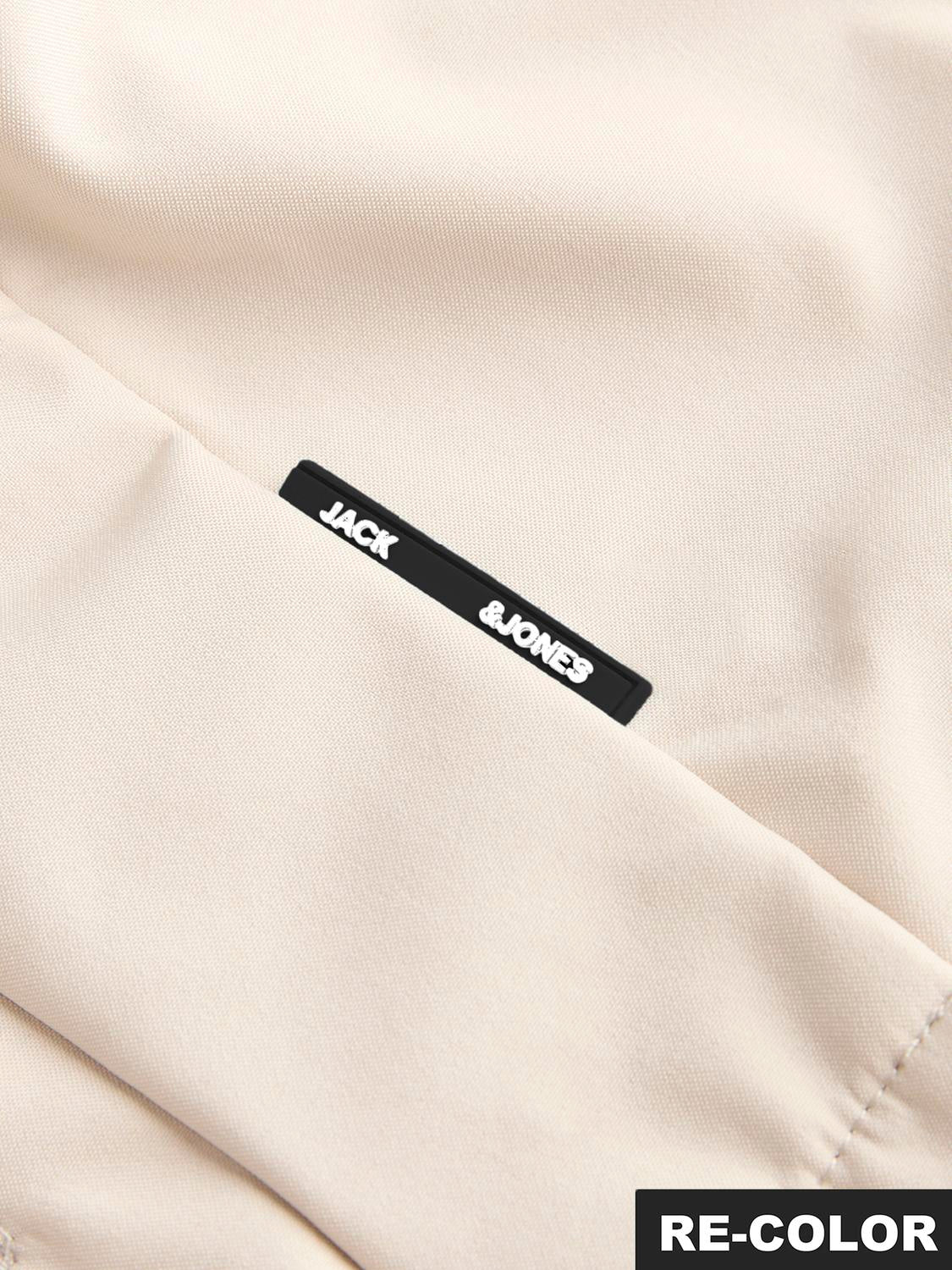 model_shot-detail