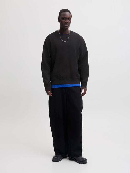 model_shot-front_full