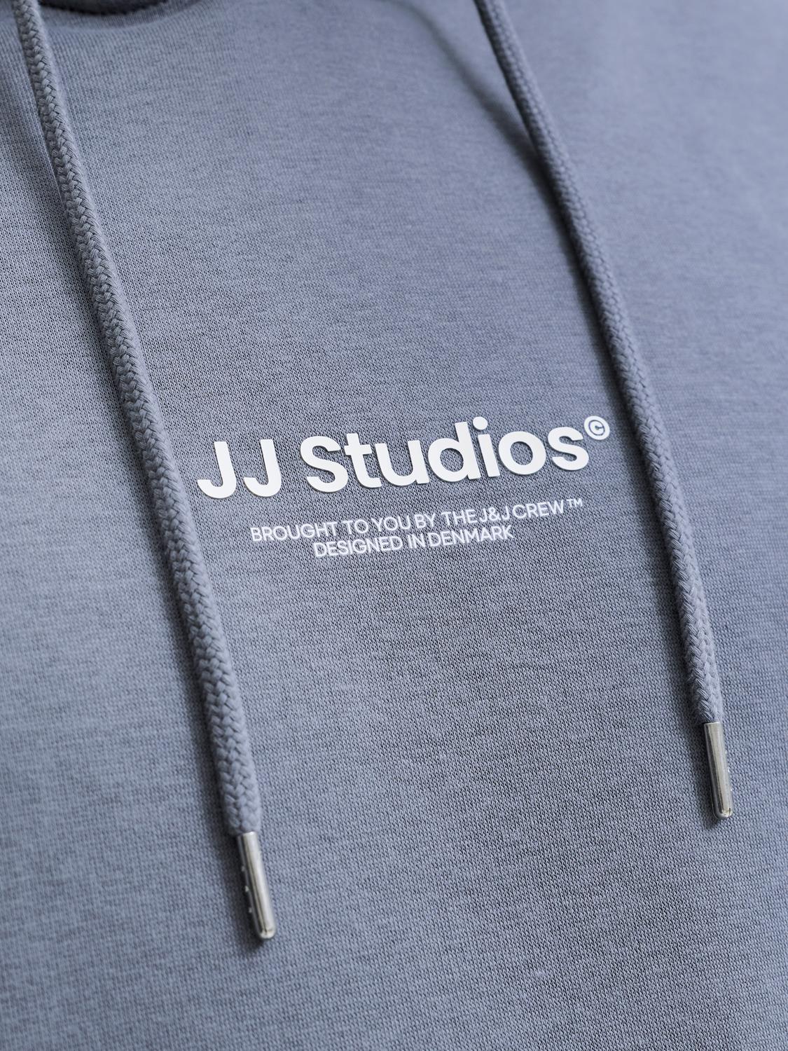 model_shot-detail