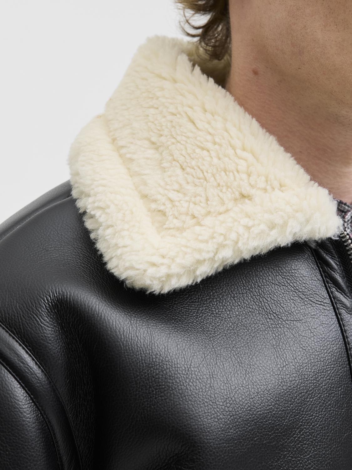 model_shot-detail