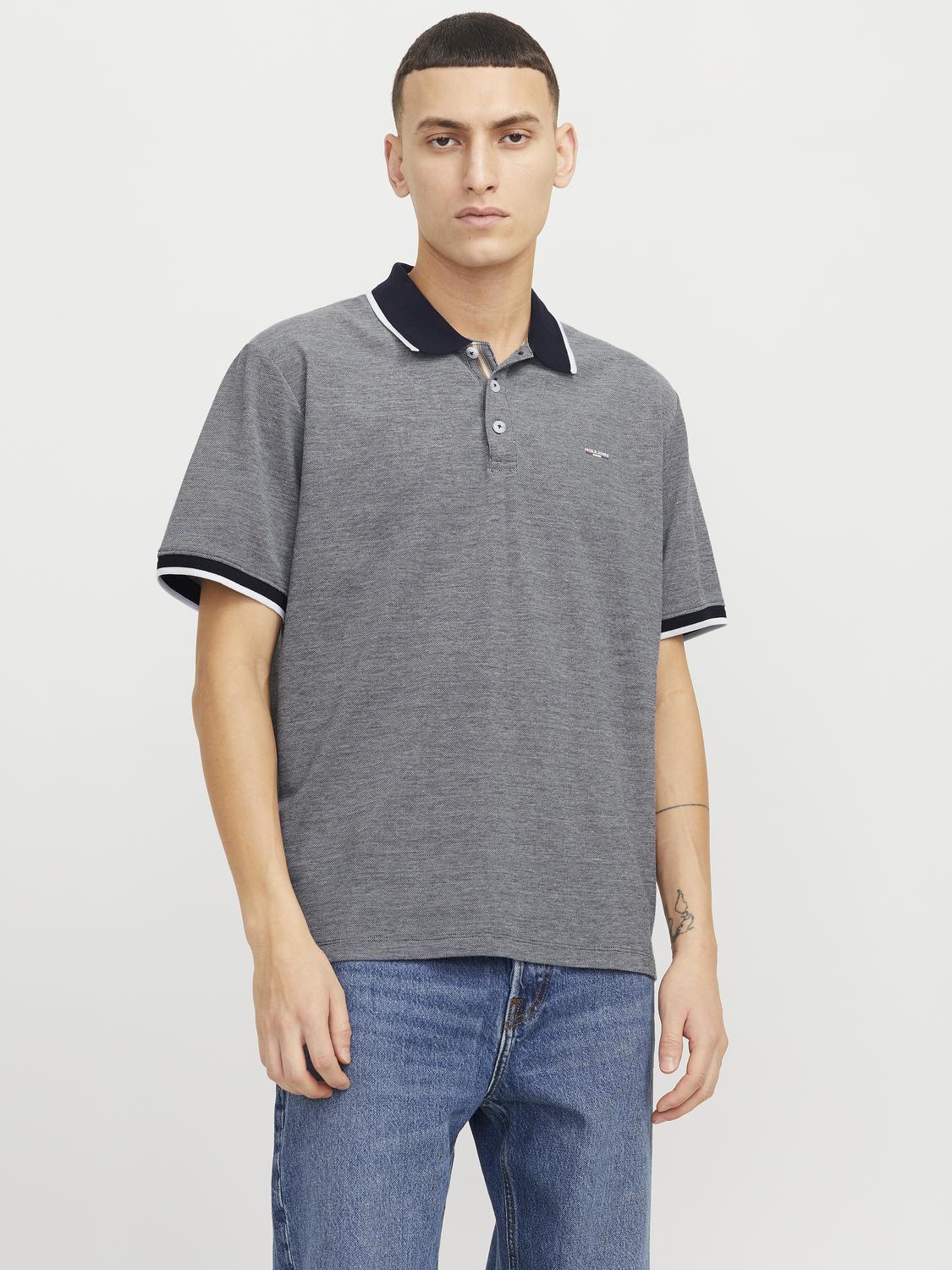 model_shot-front