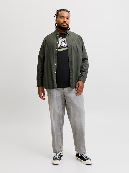 model_shot-front_full