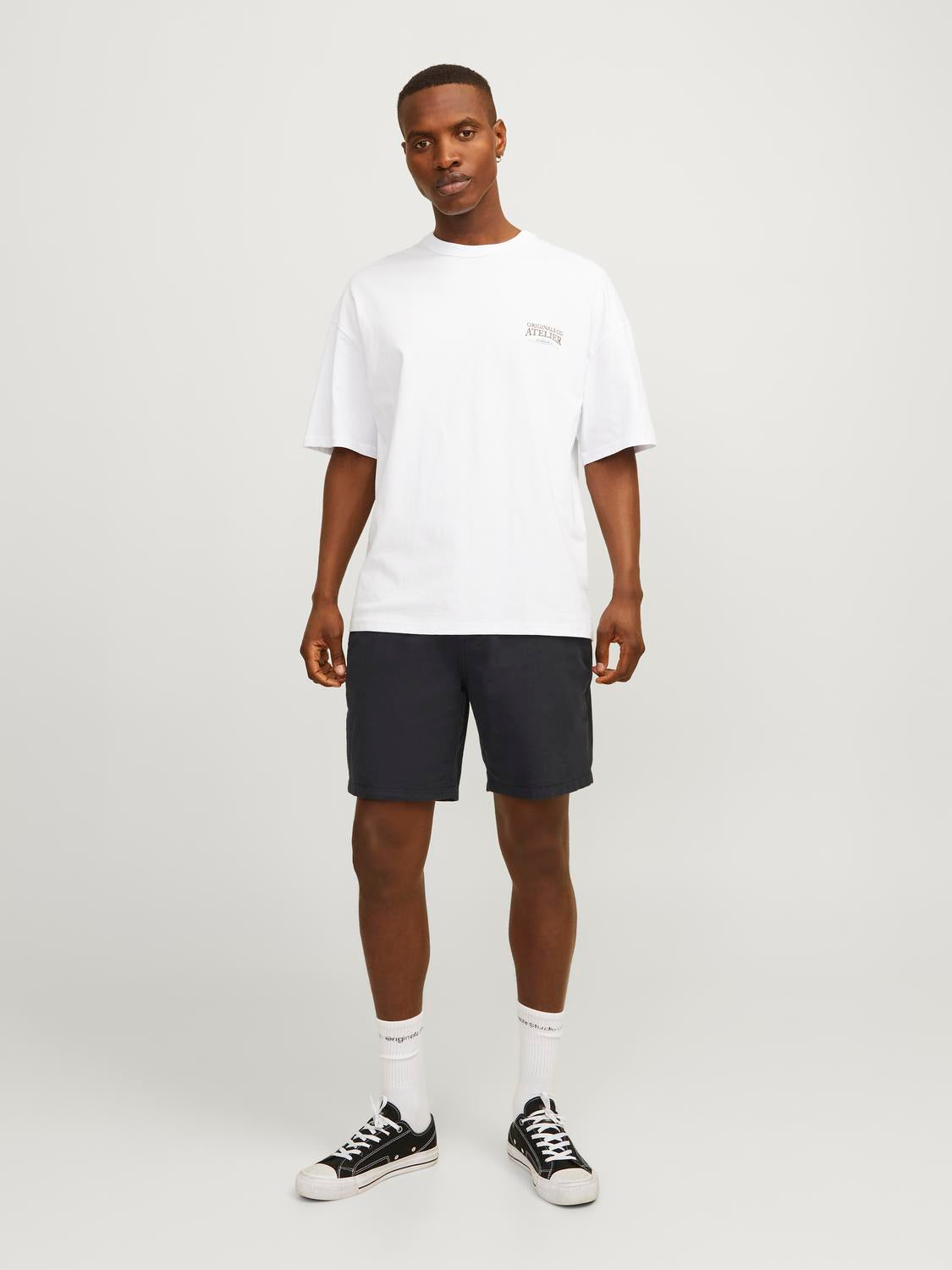 model_shot-front_full