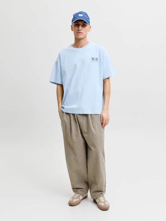 model_shot-front_full