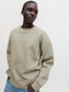 model_shot-creative