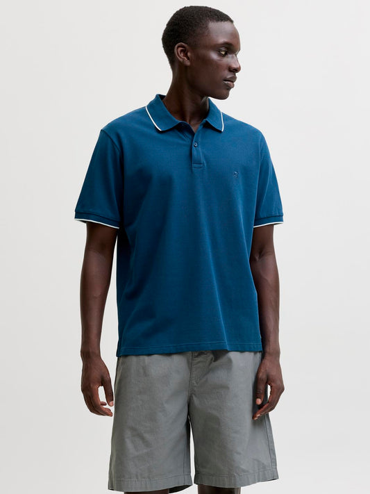 model_shot-front