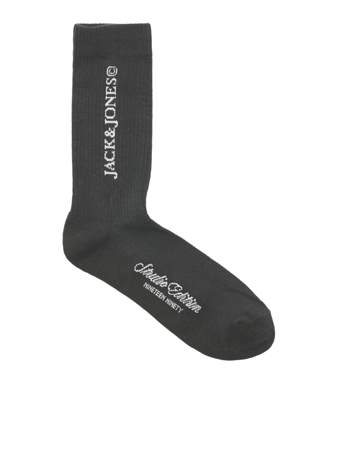 model_shot-front_full