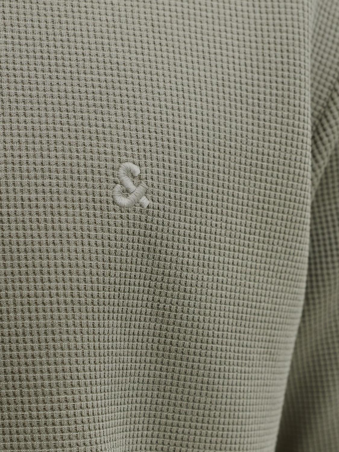 model_shot-detail