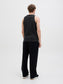 model_shot-back