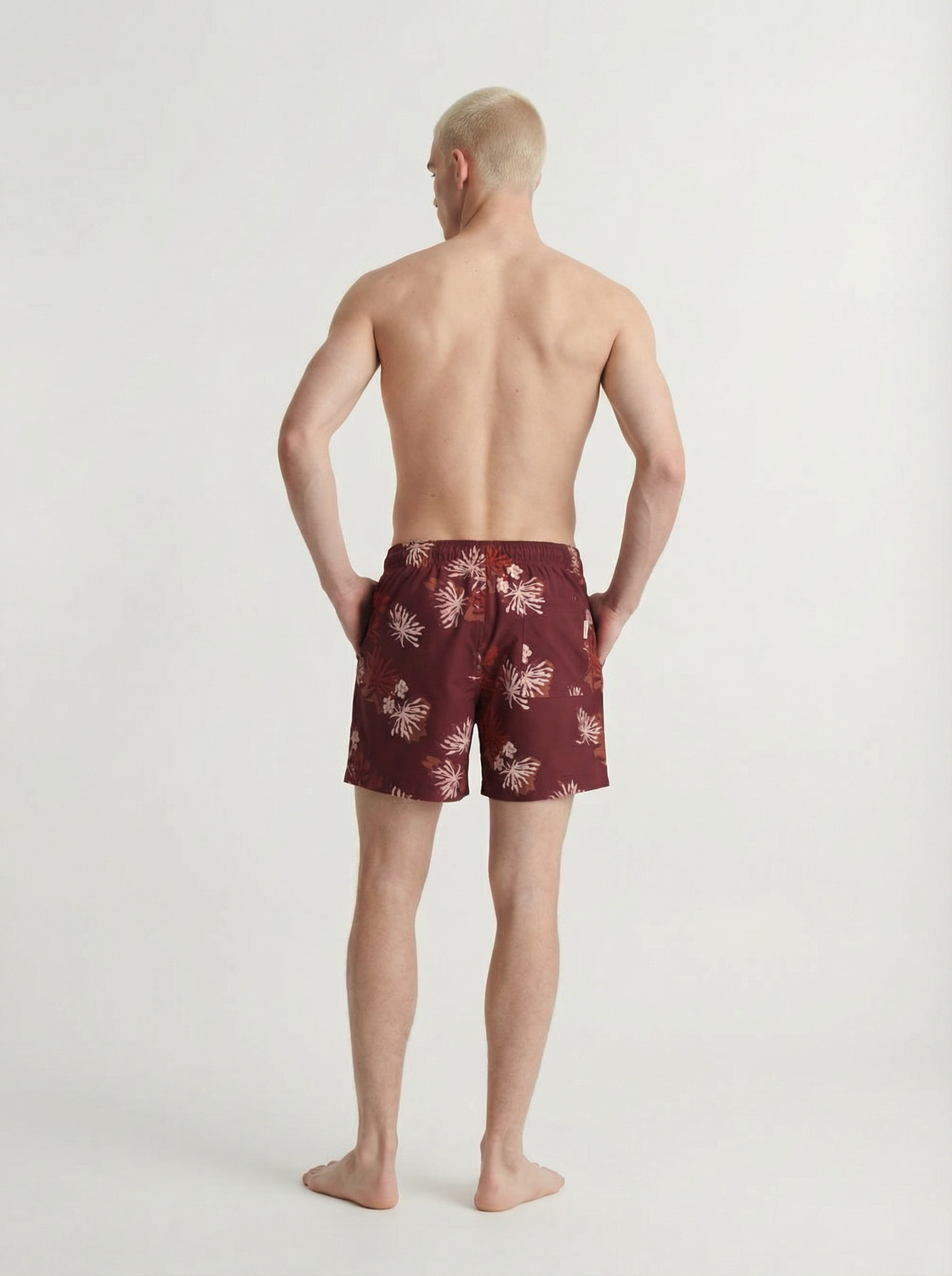 model_shot-back