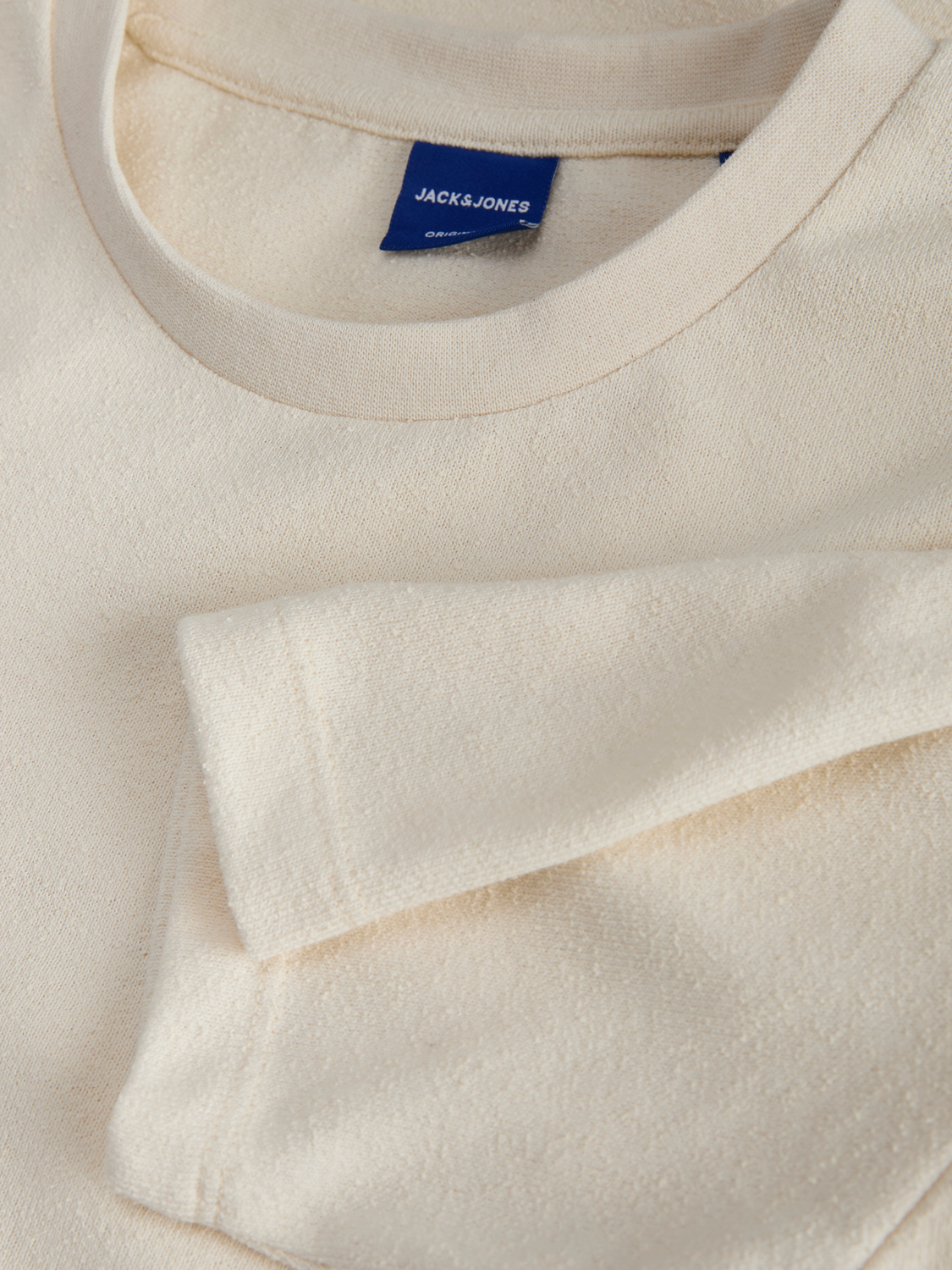 model_shot-detail