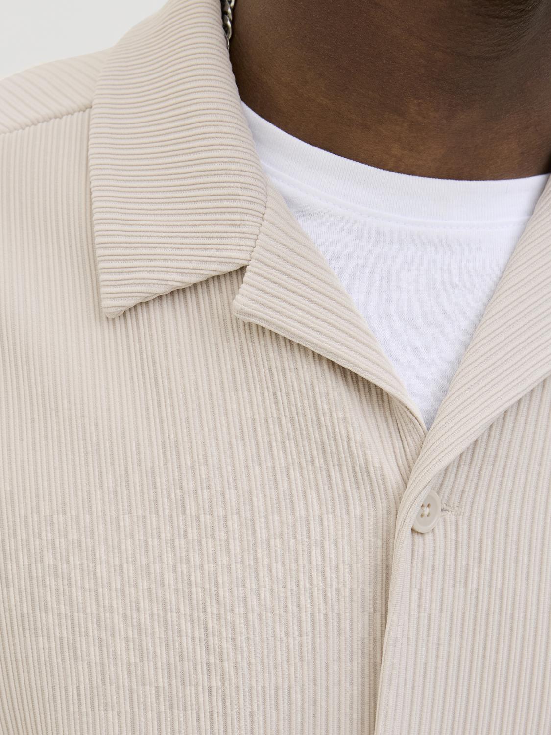 model_shot-detail