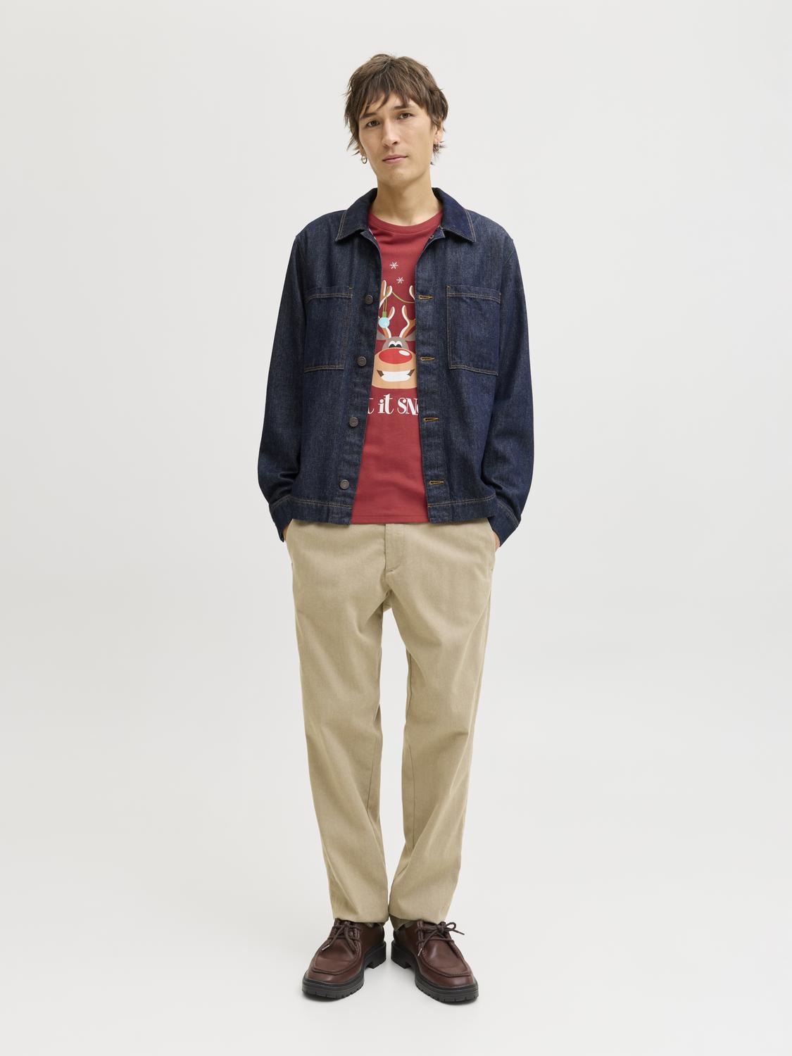 model_shot-front_full