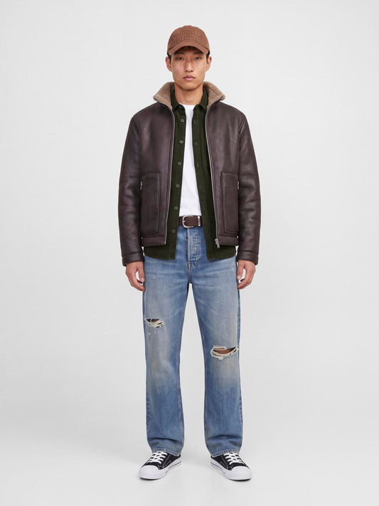 model_shot-front_full