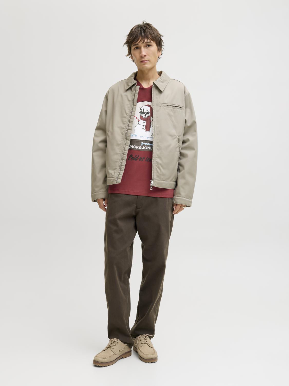 model_shot-front_full