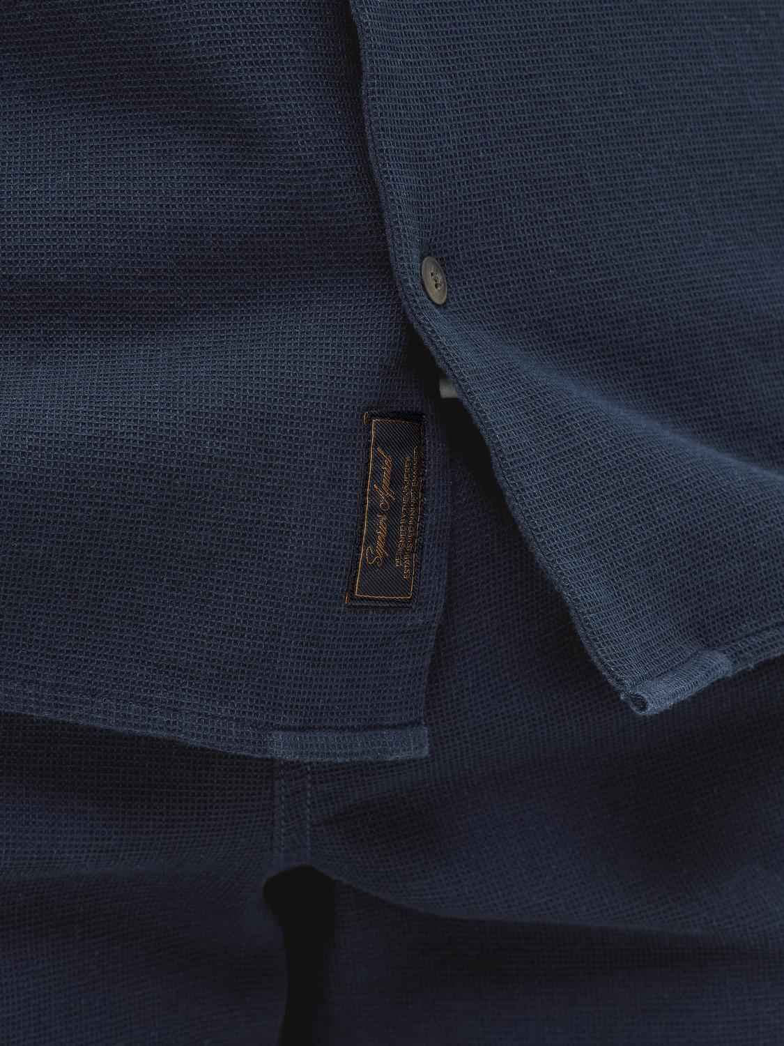 model_shot-detail