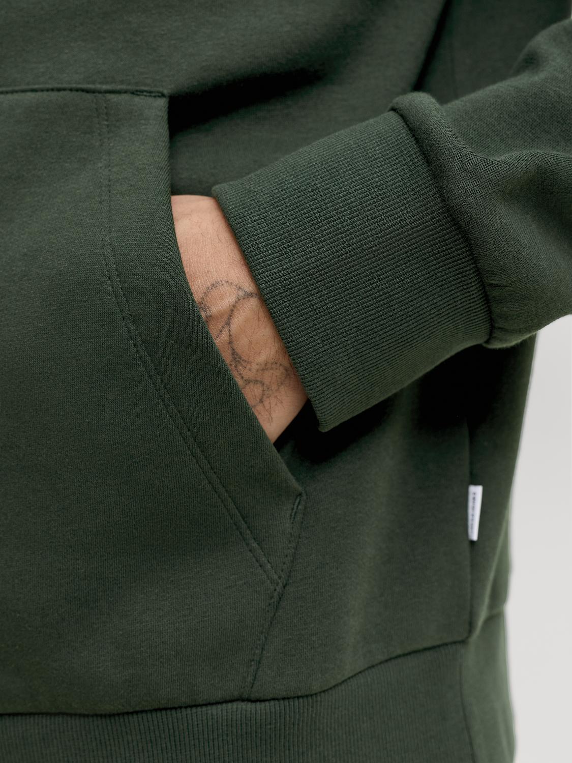 model_shot-detail