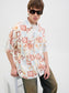 model_shot-creative