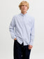 model_shot-front