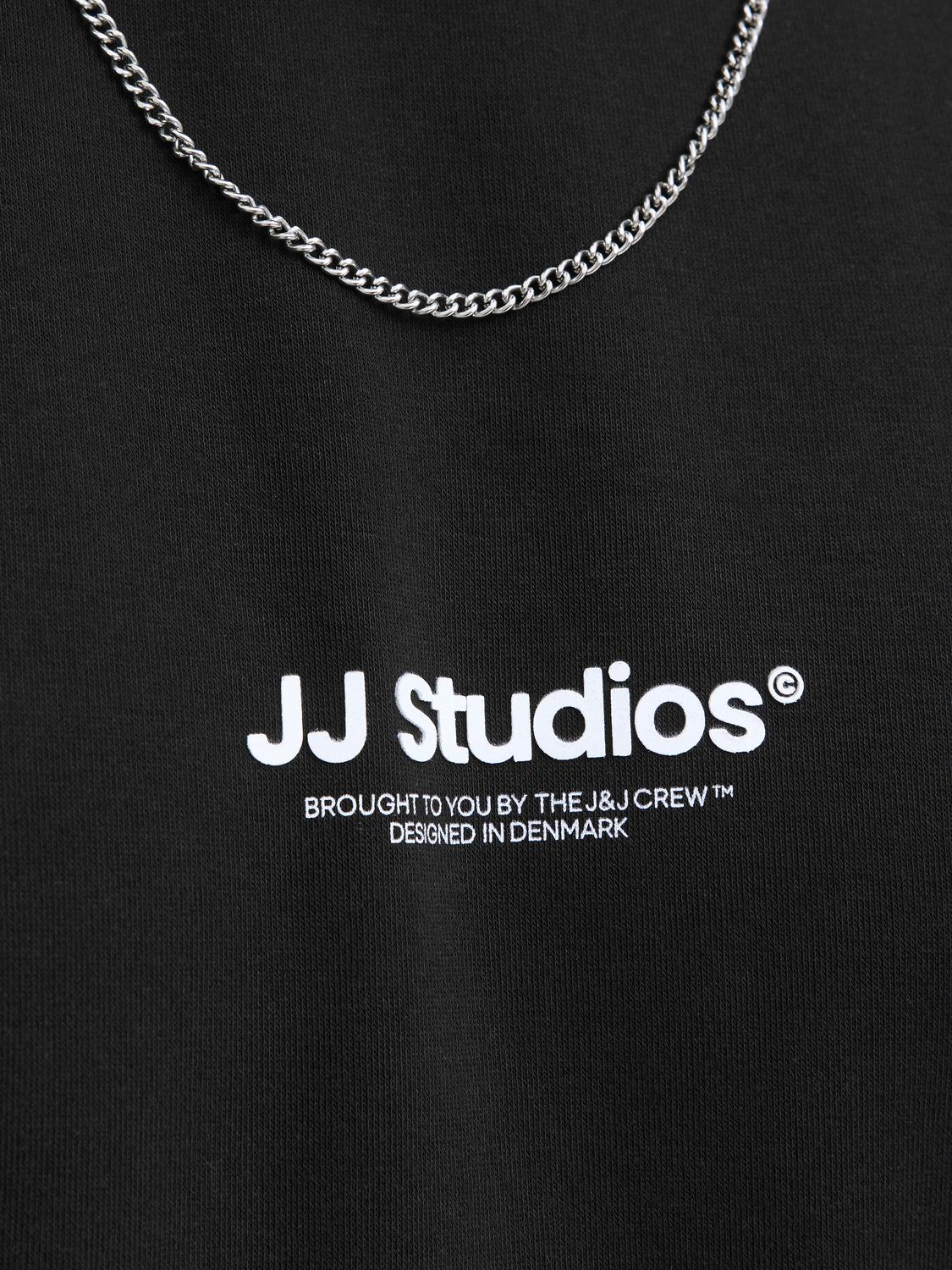 model_shot-detail