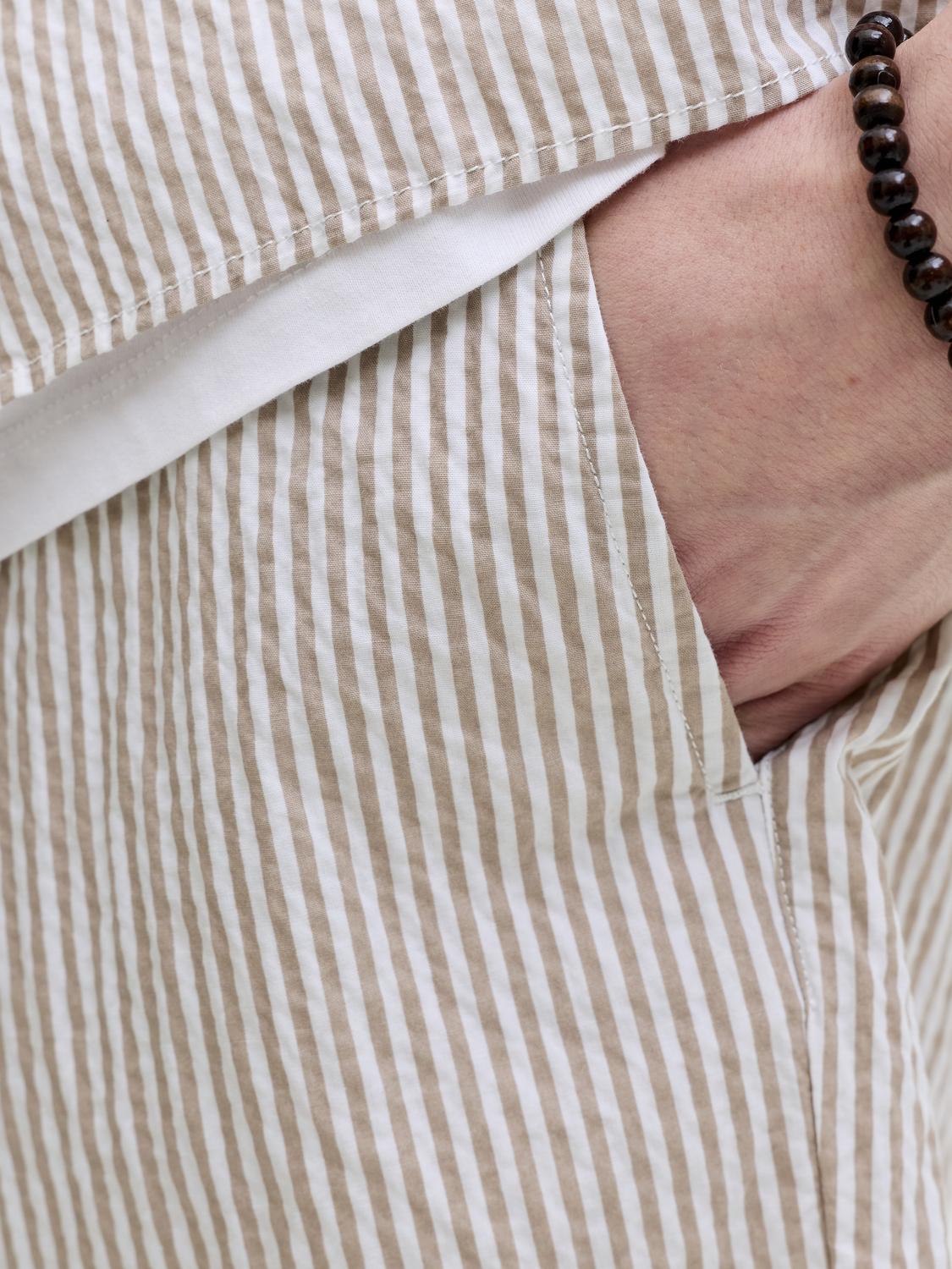 model_shot-detail