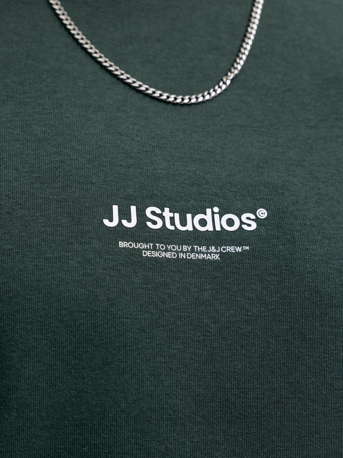 model_shot-detail