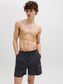 model_shot-creative