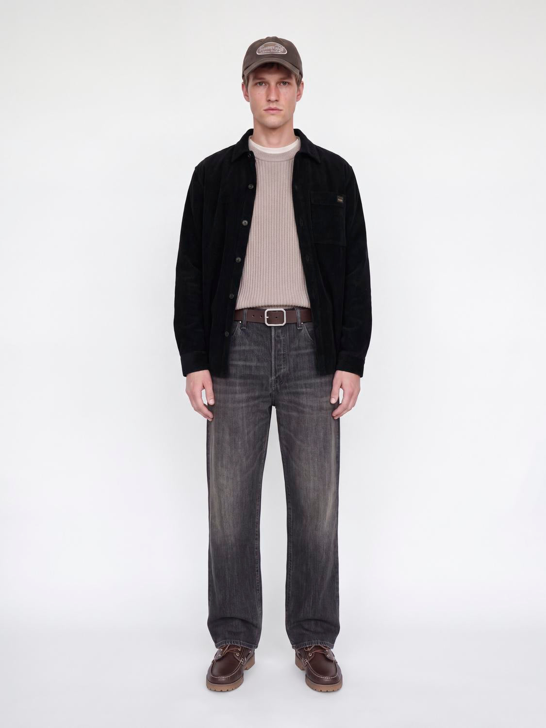 model_shot-front_full