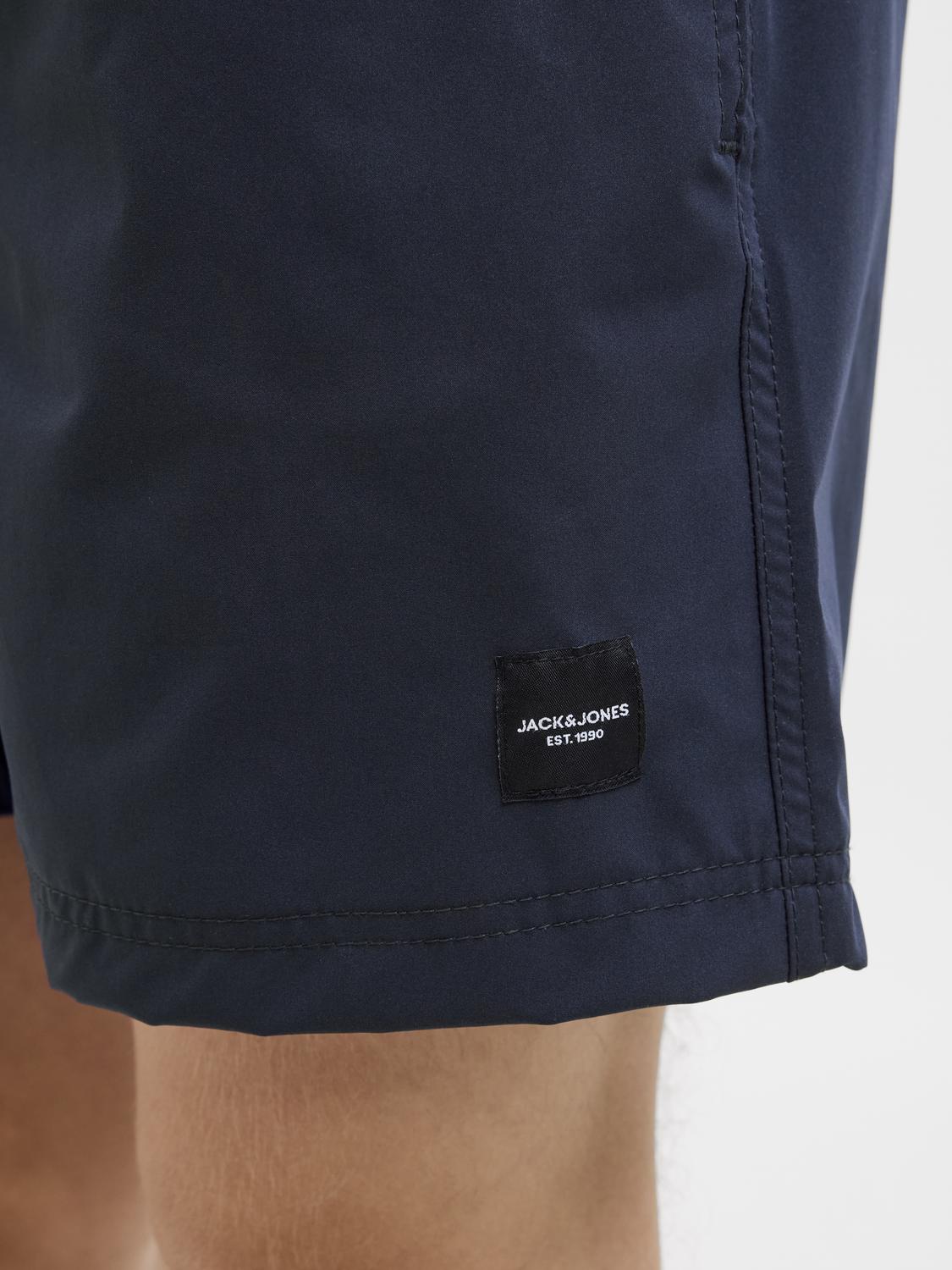 model_shot-detail