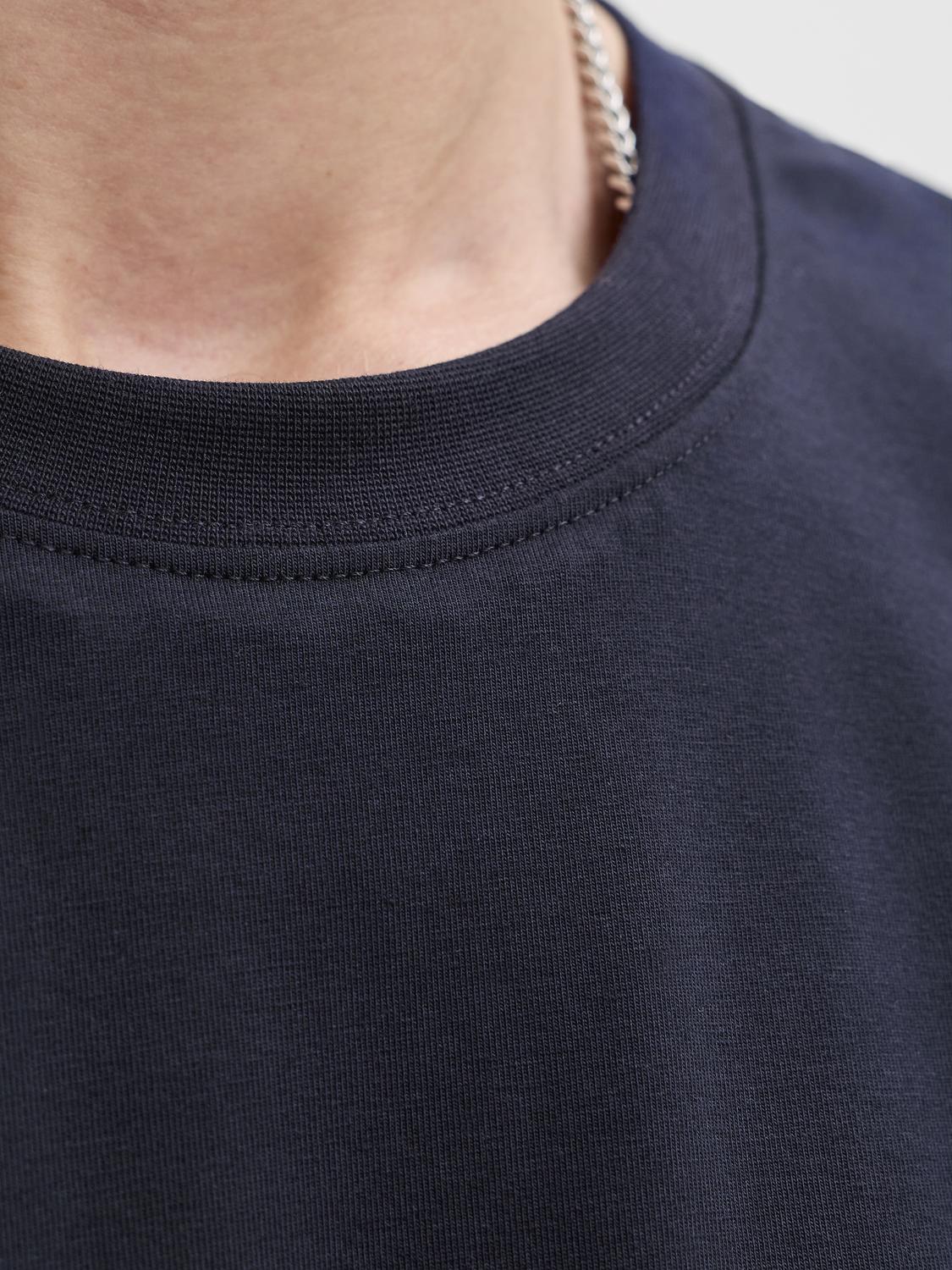 model_shot-detail