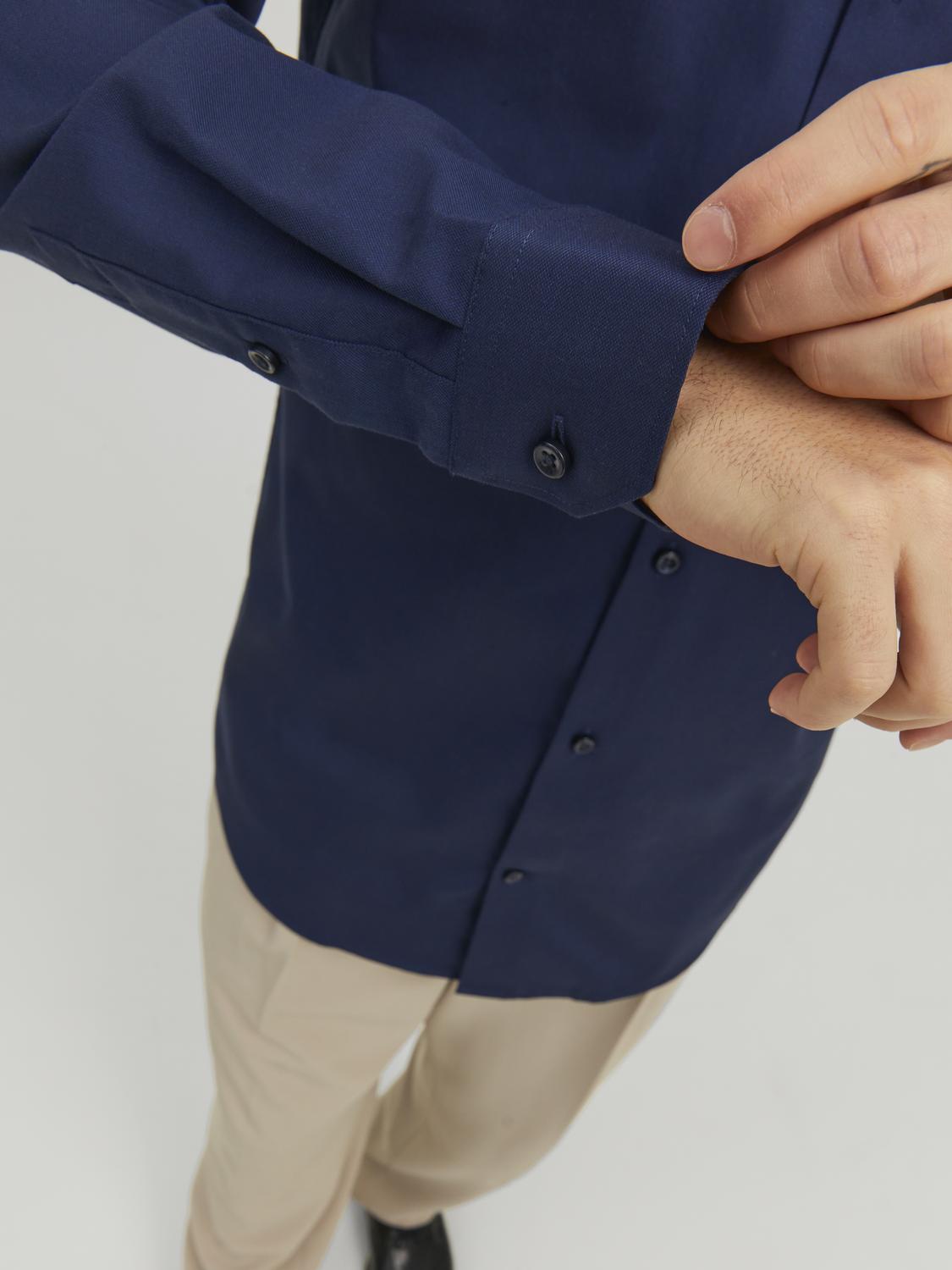 model_shot-detail