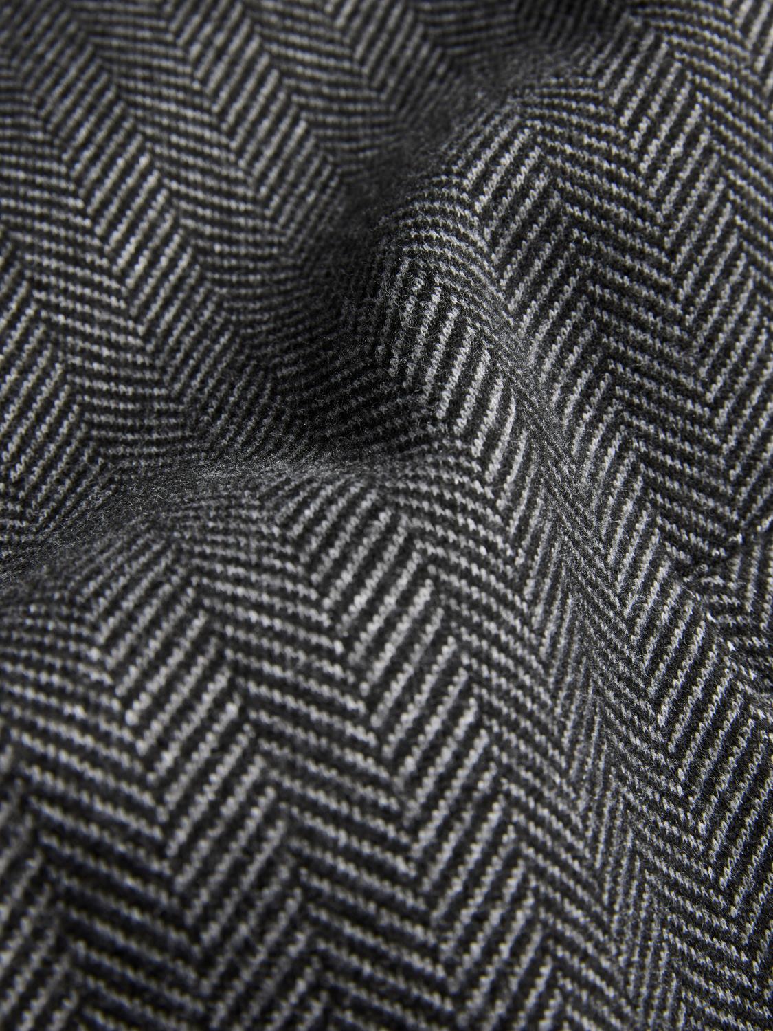 model_shot-detail