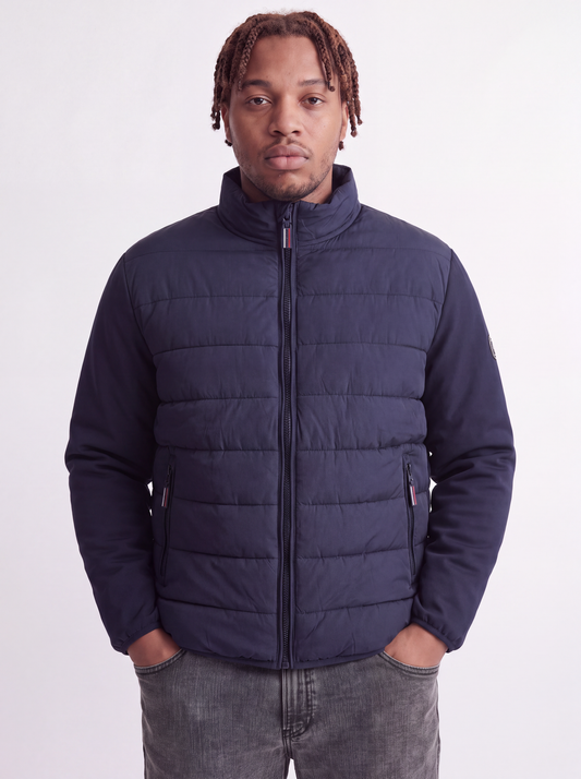 model_shot-front