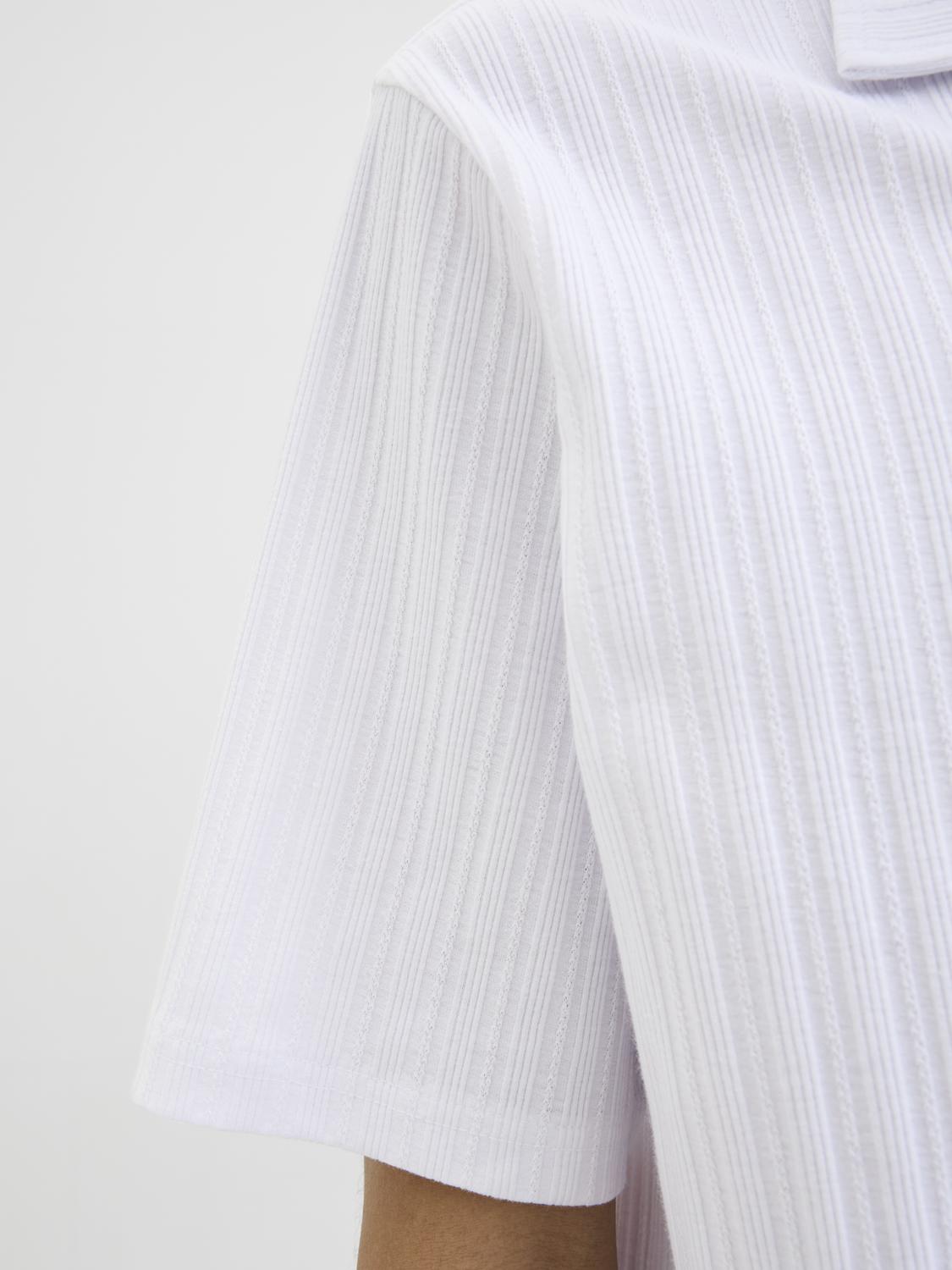 model_shot-detail
