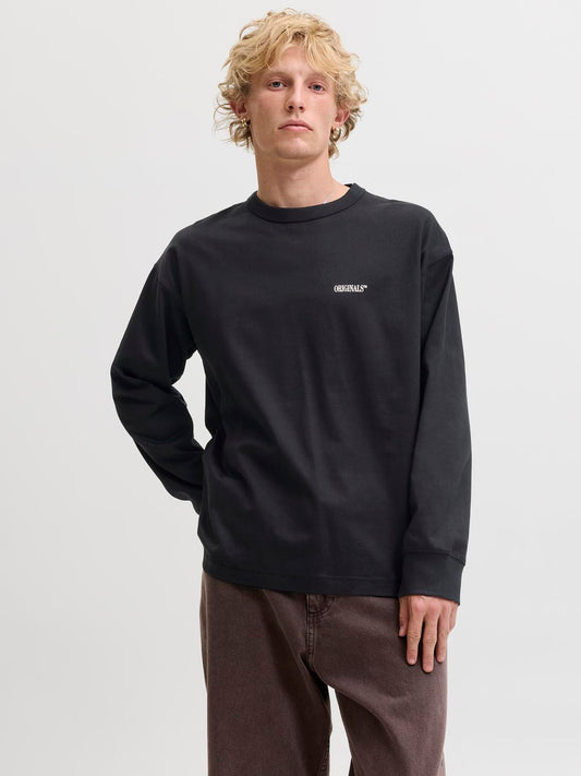 model_shot-front