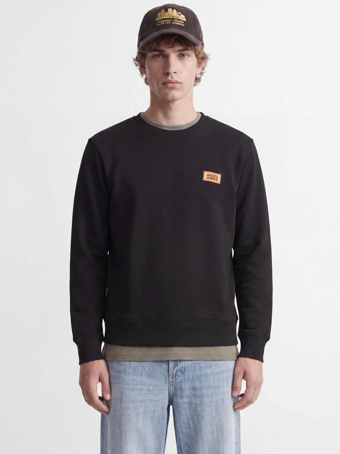 model_shot-front