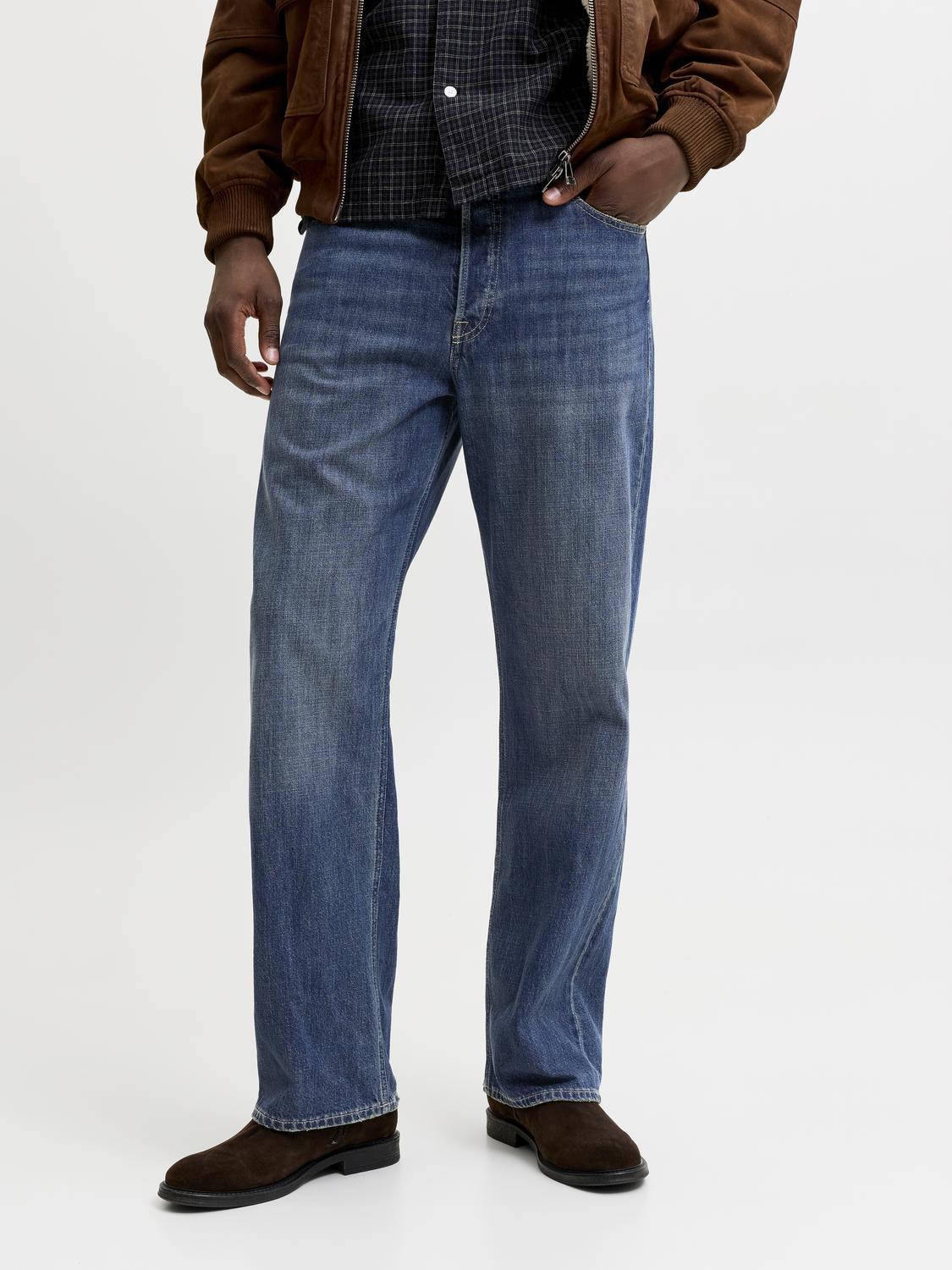 model_shot-front