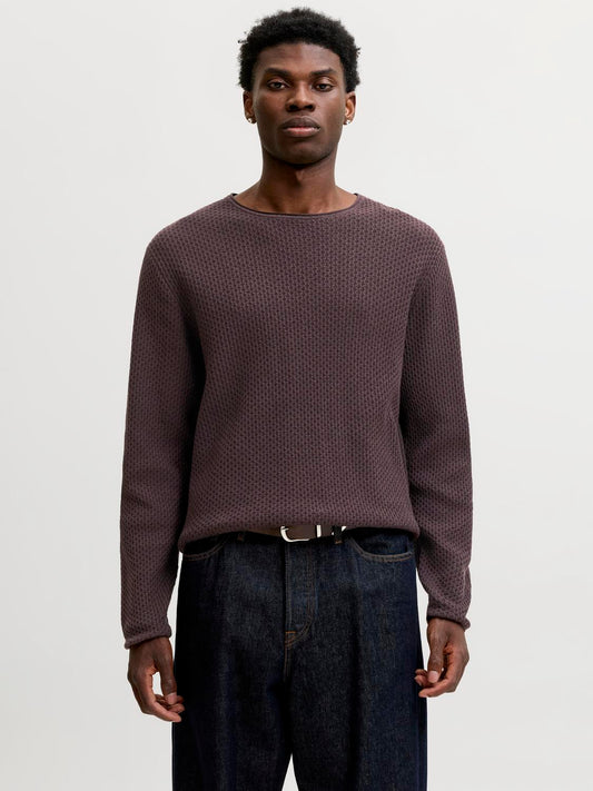 model_shot-front