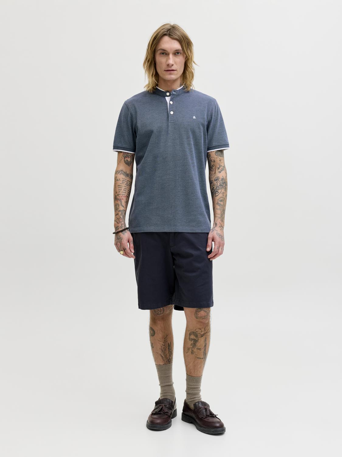 model_shot-front_full