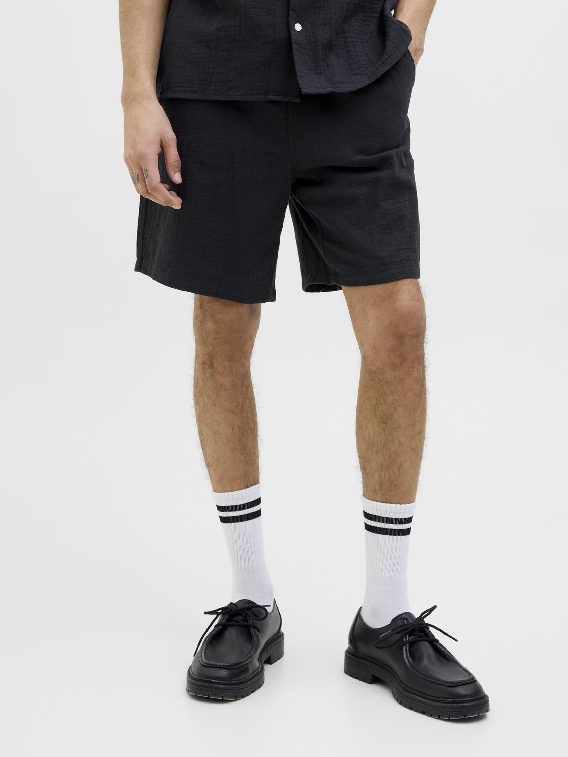 model_shot-front