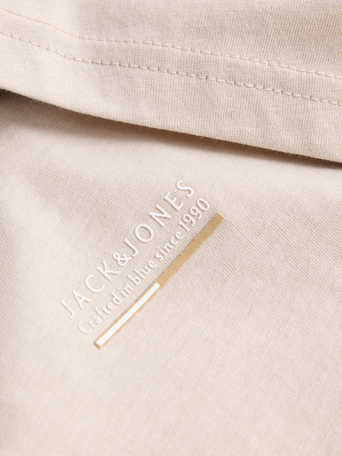 model_shot-detail