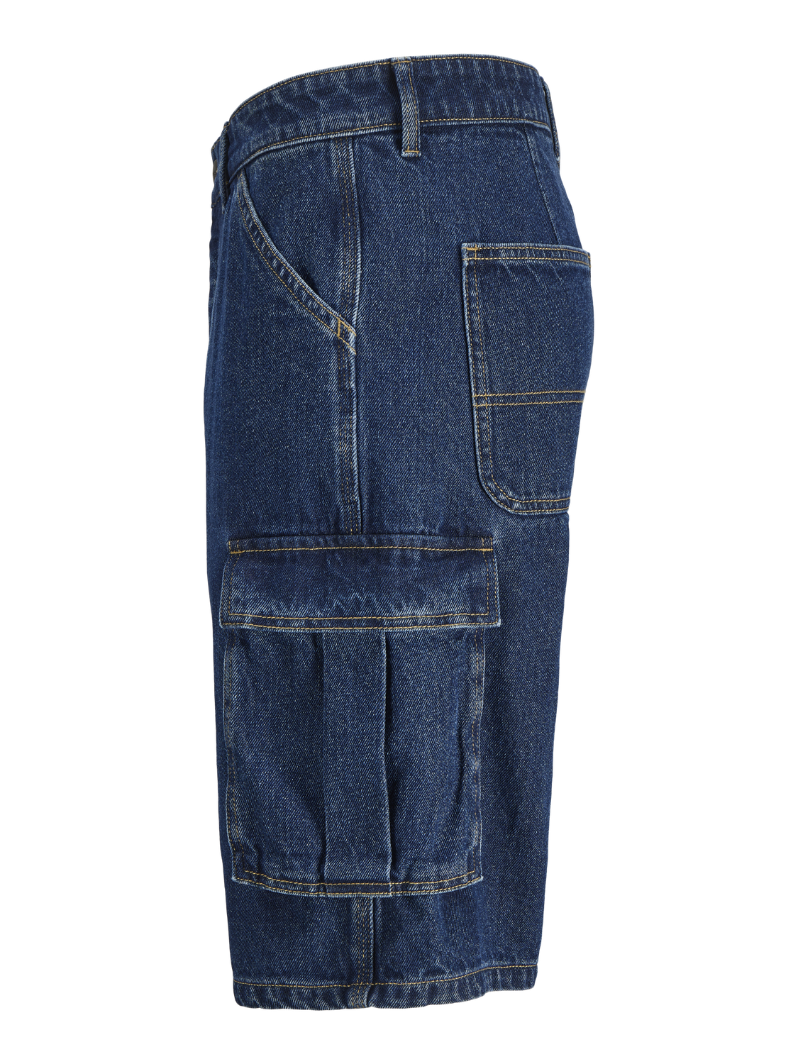model_shot-front