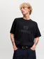 model_shot-creative