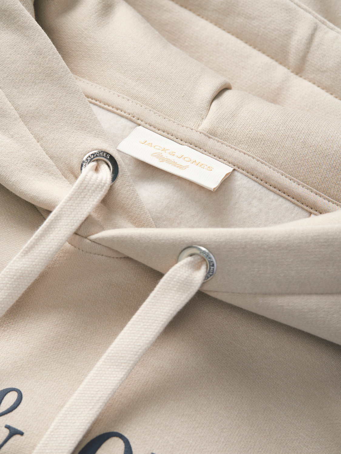 model_shot-detail