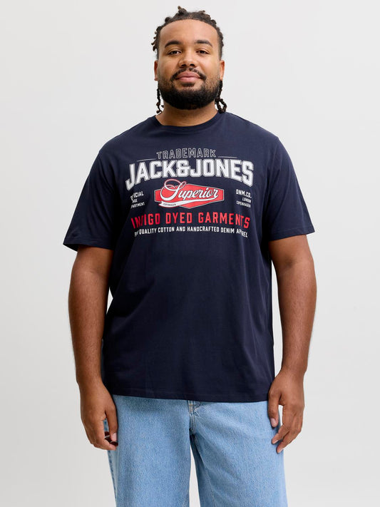 model_shot-front