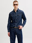 model_shot-front
